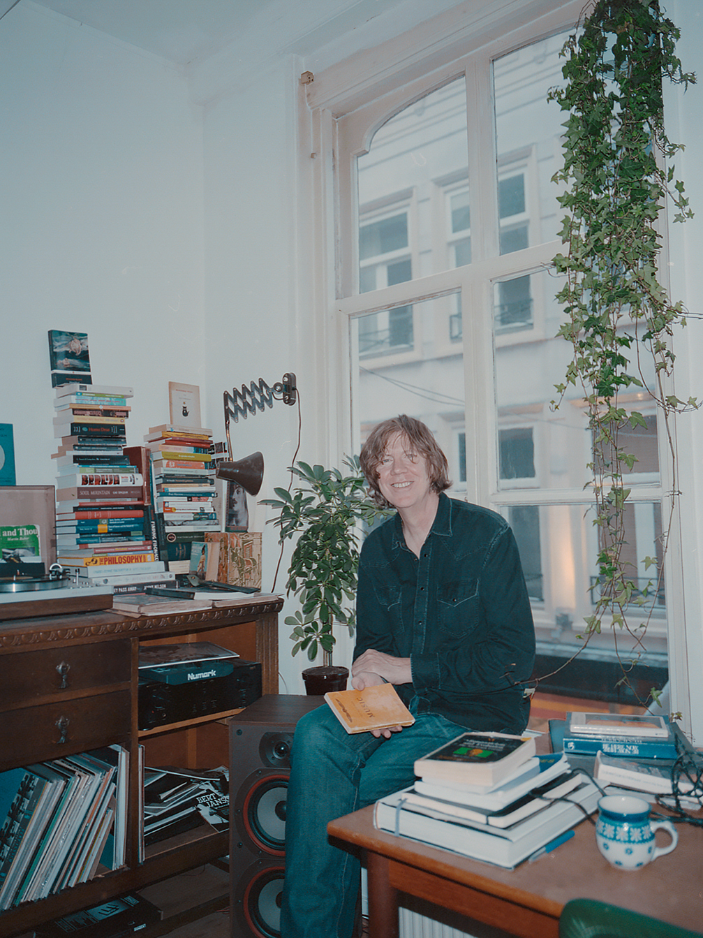 Thurston Moore (Sonic Youth) at Grauzone festival for BLACK CURRANT mag PORTRAITS shot by MICHÈLE MARGOT photography